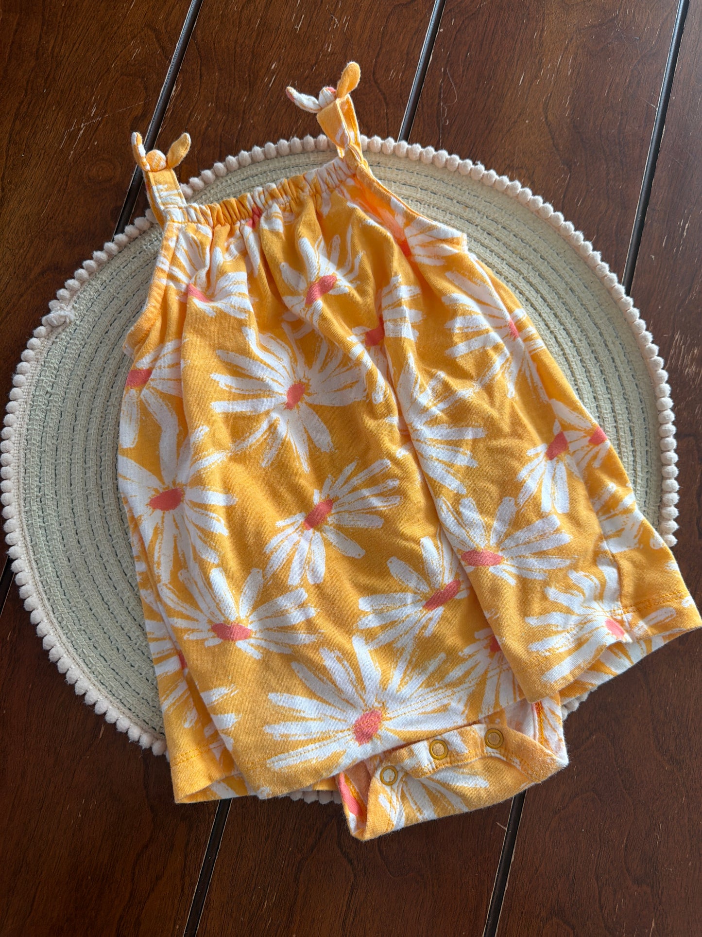 Robe carter’s 6-9 mois