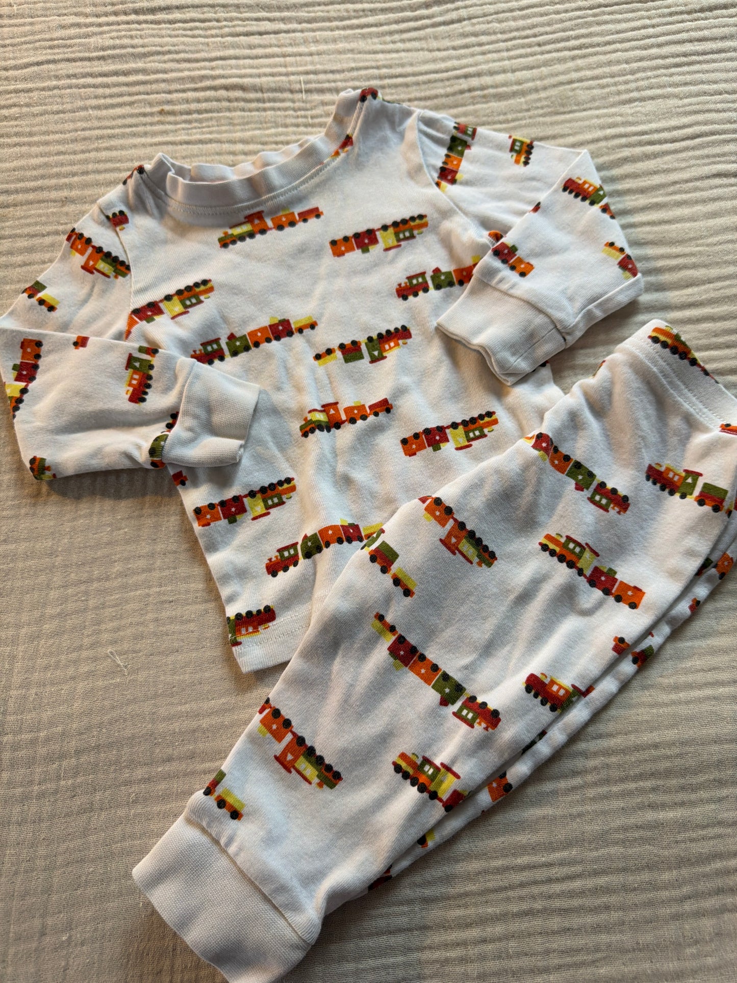 Pyjama George 6-12 mois