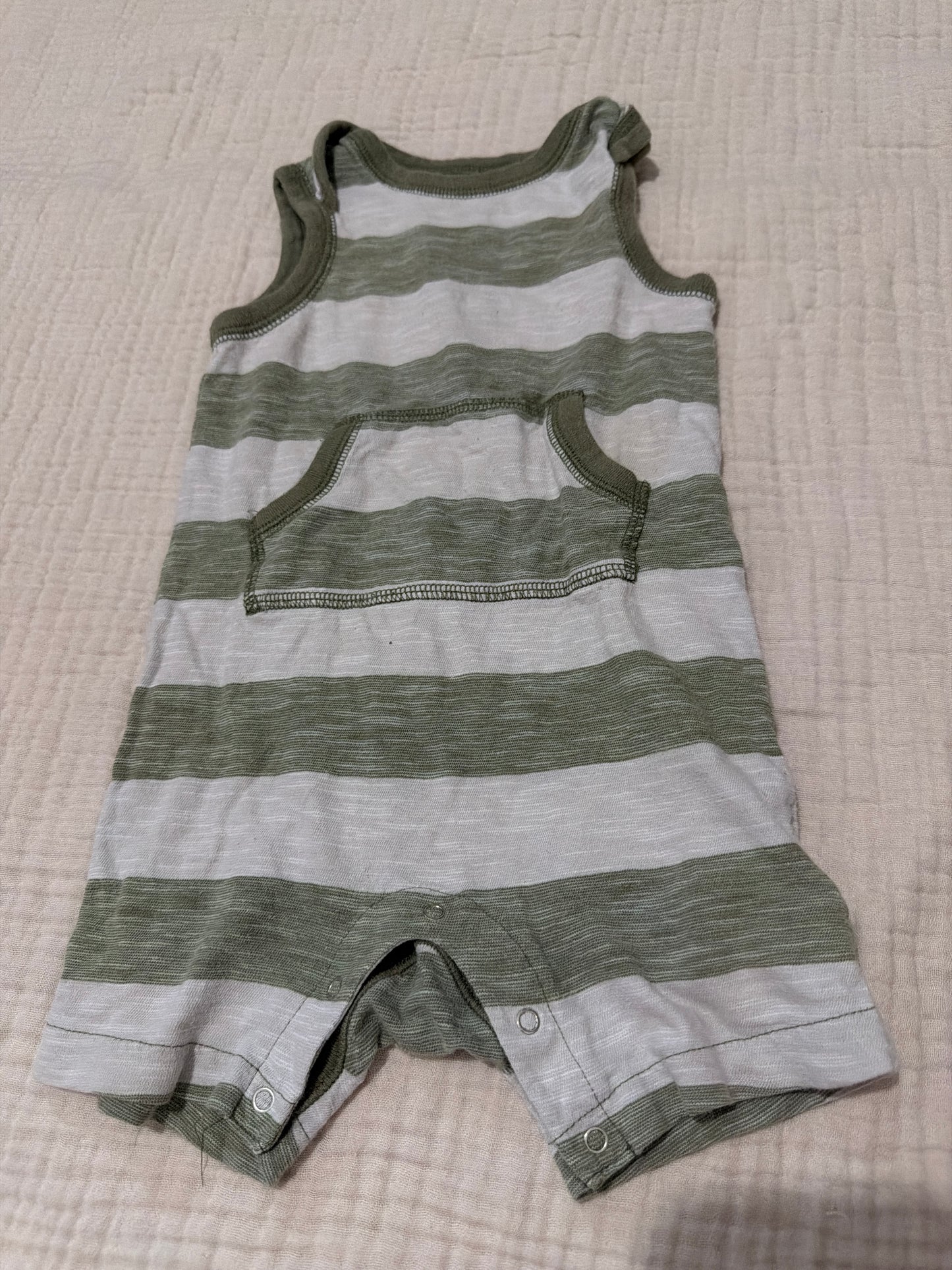 One pièce old navy 12-18 mois