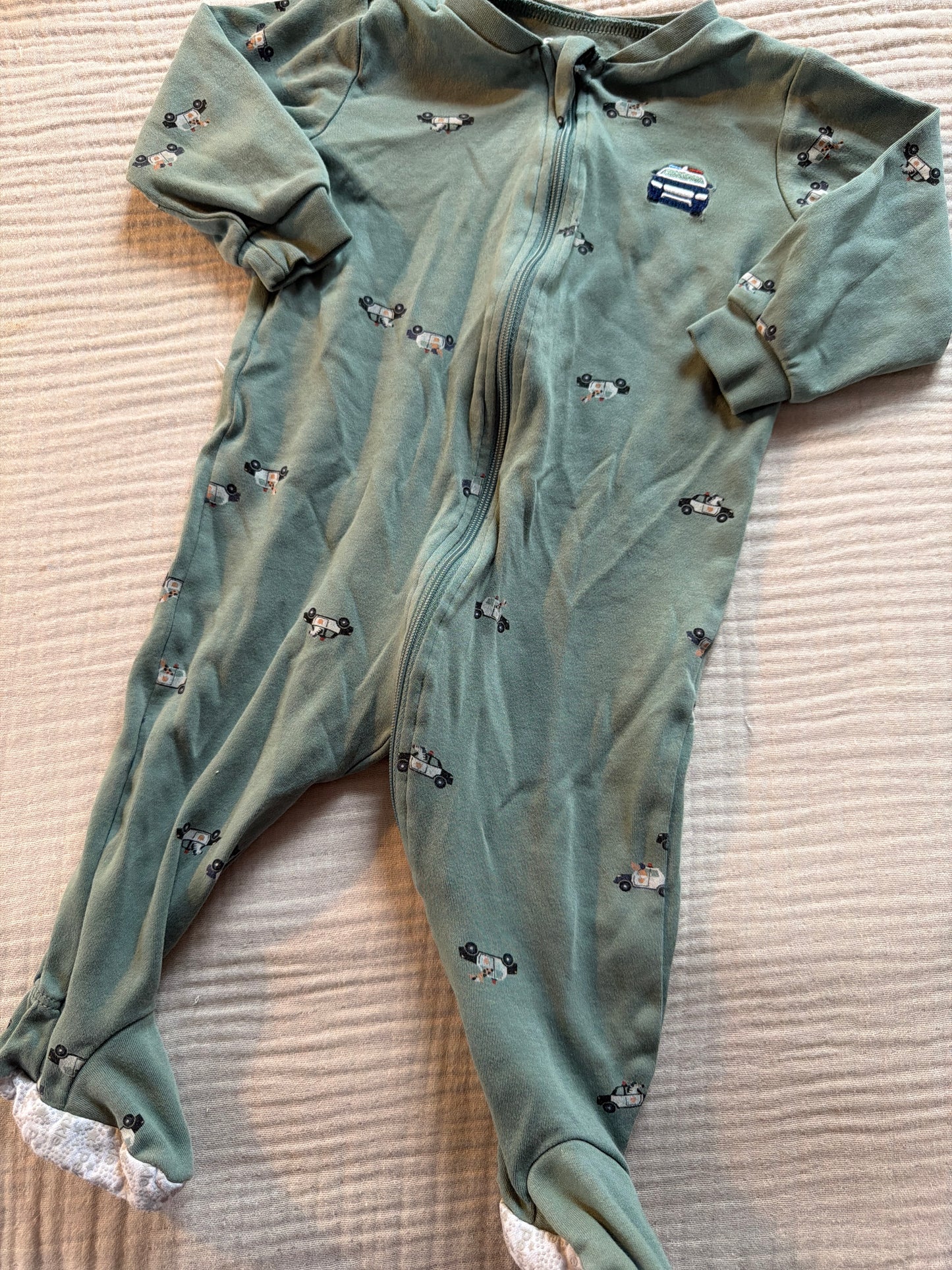 Pyjama pekkle 9 mois (parfait état)