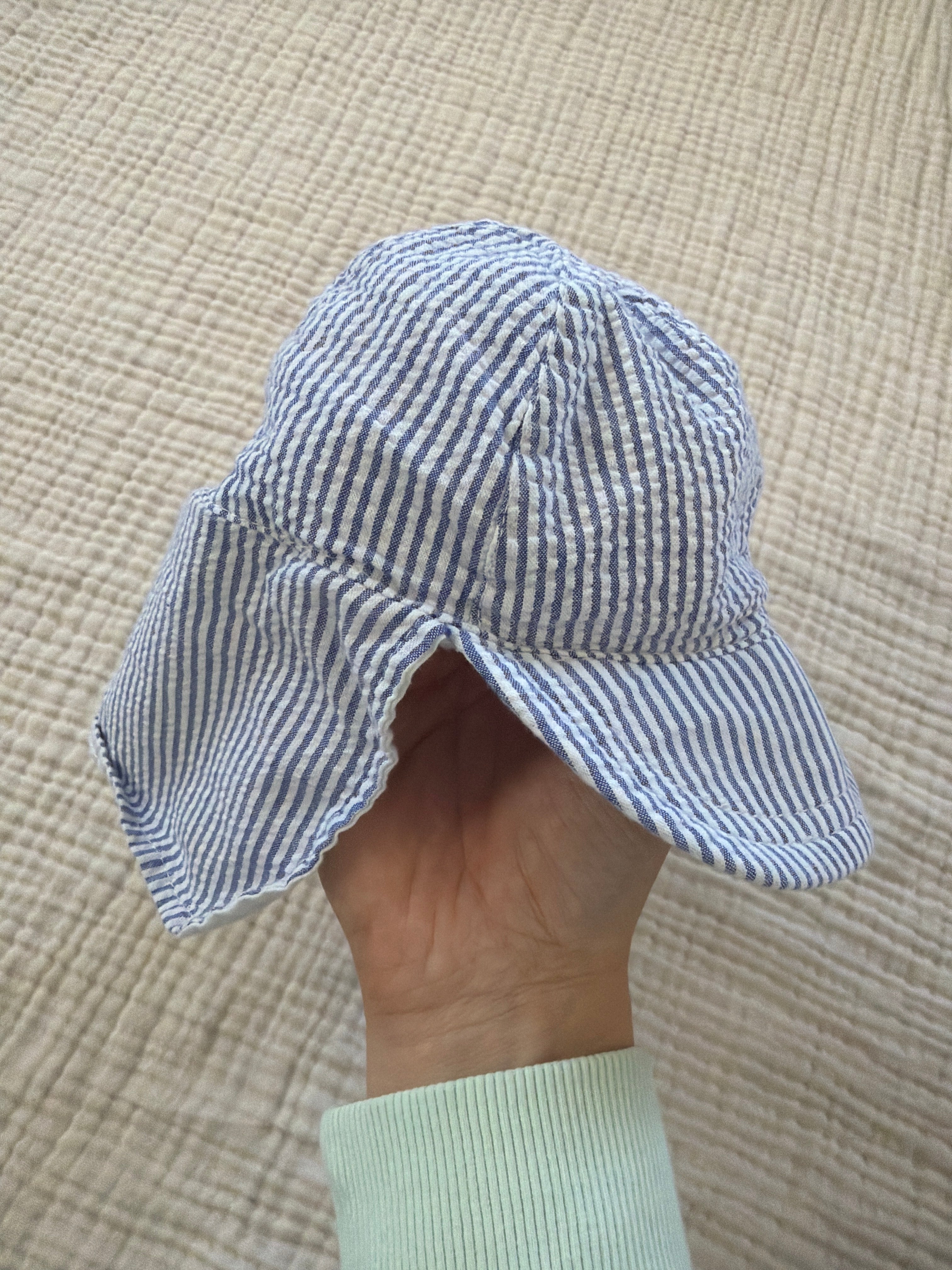 Casquette d’été 6-12 mois