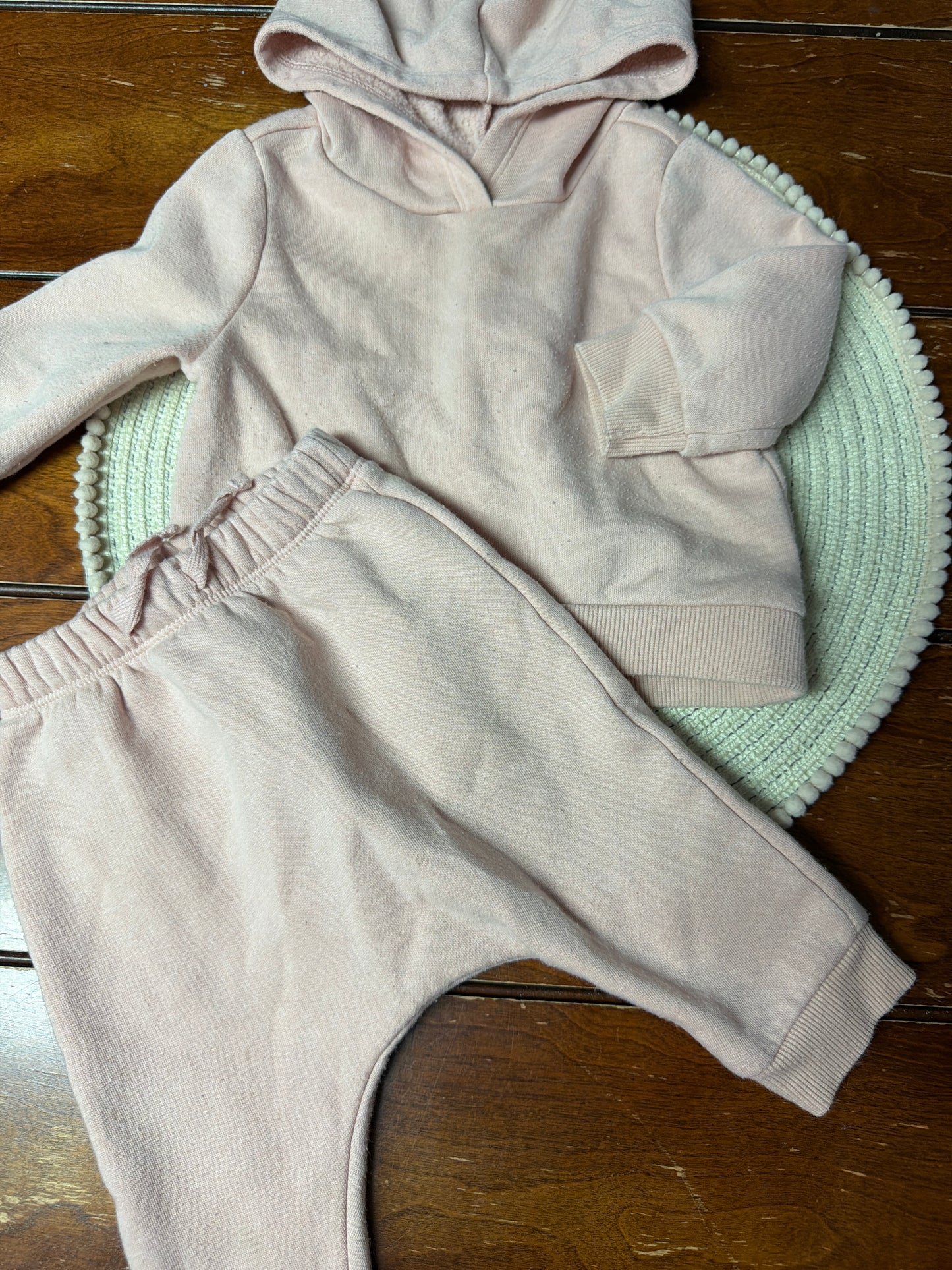 Ensemble old navy 3-6 mois
