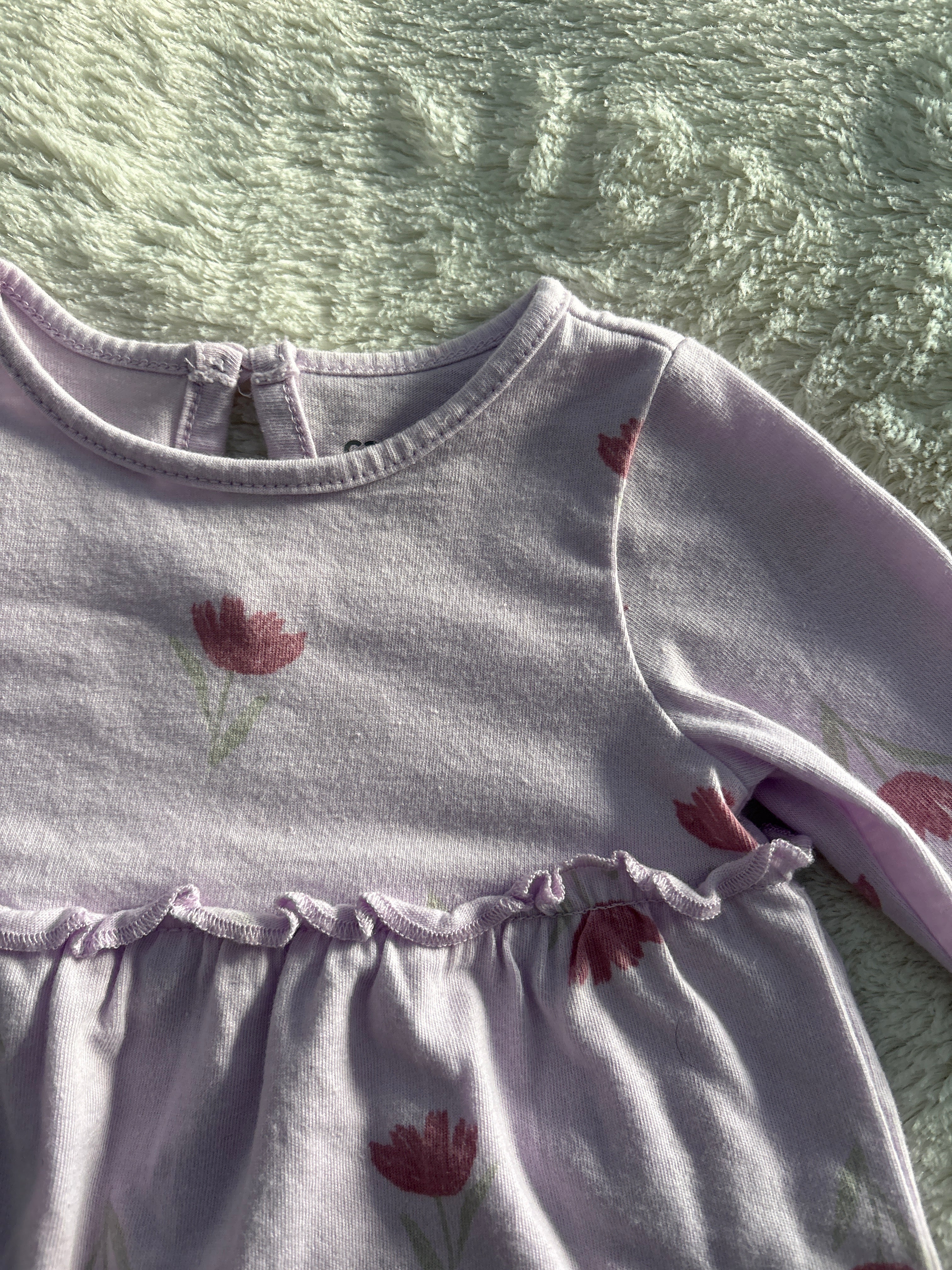 Robe chandail carters 0-3 mois