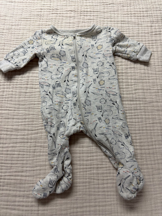 Pyjama tag 1 mois (tache au col)