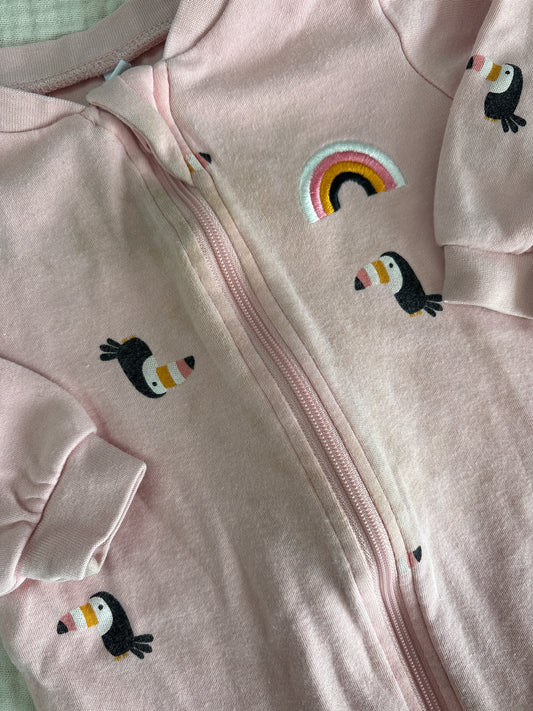 Pyjama Pekkle 6 mois taché au col