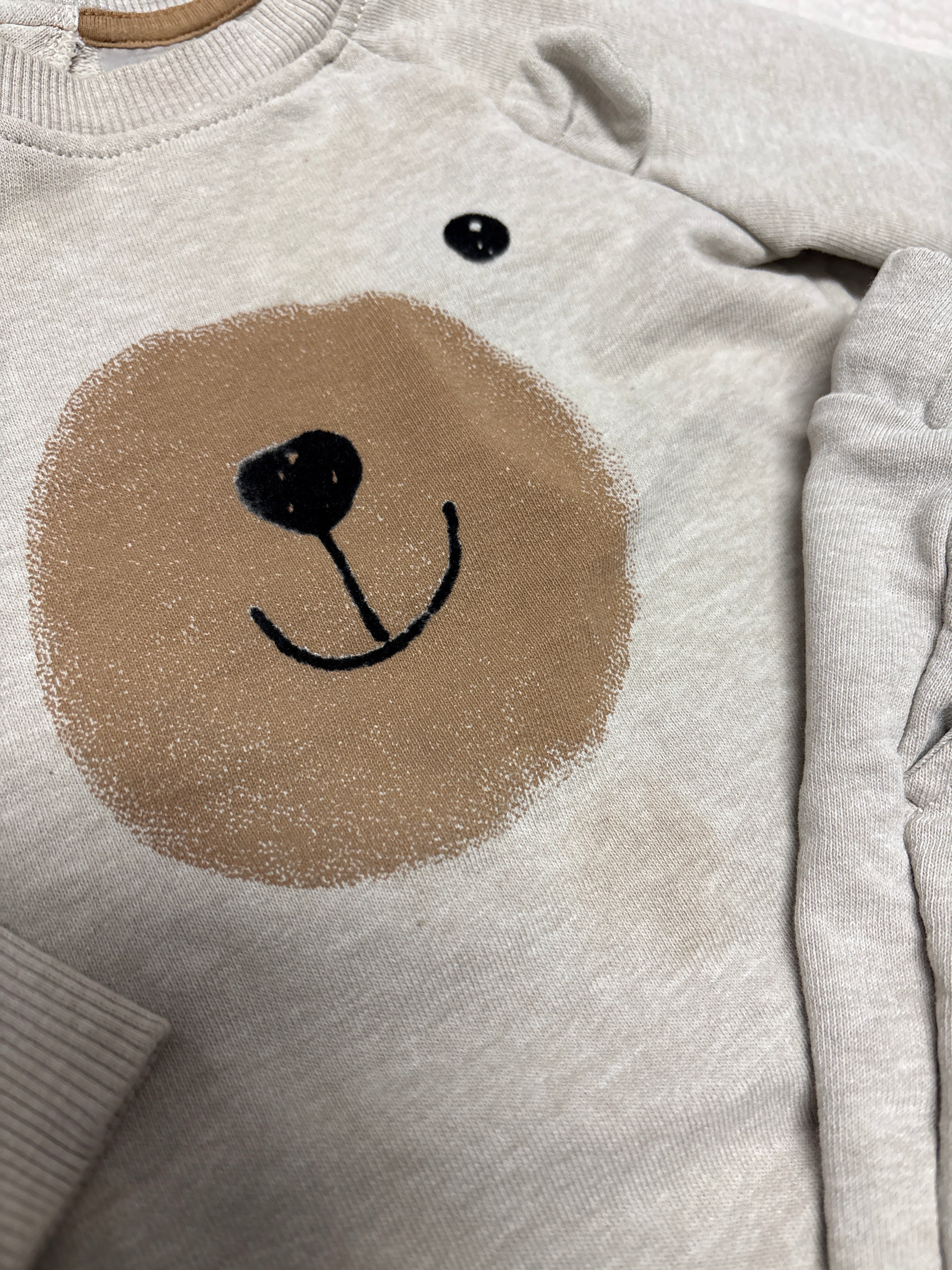 Ensemble H&M 9-12 mois (imparfait) voir photo