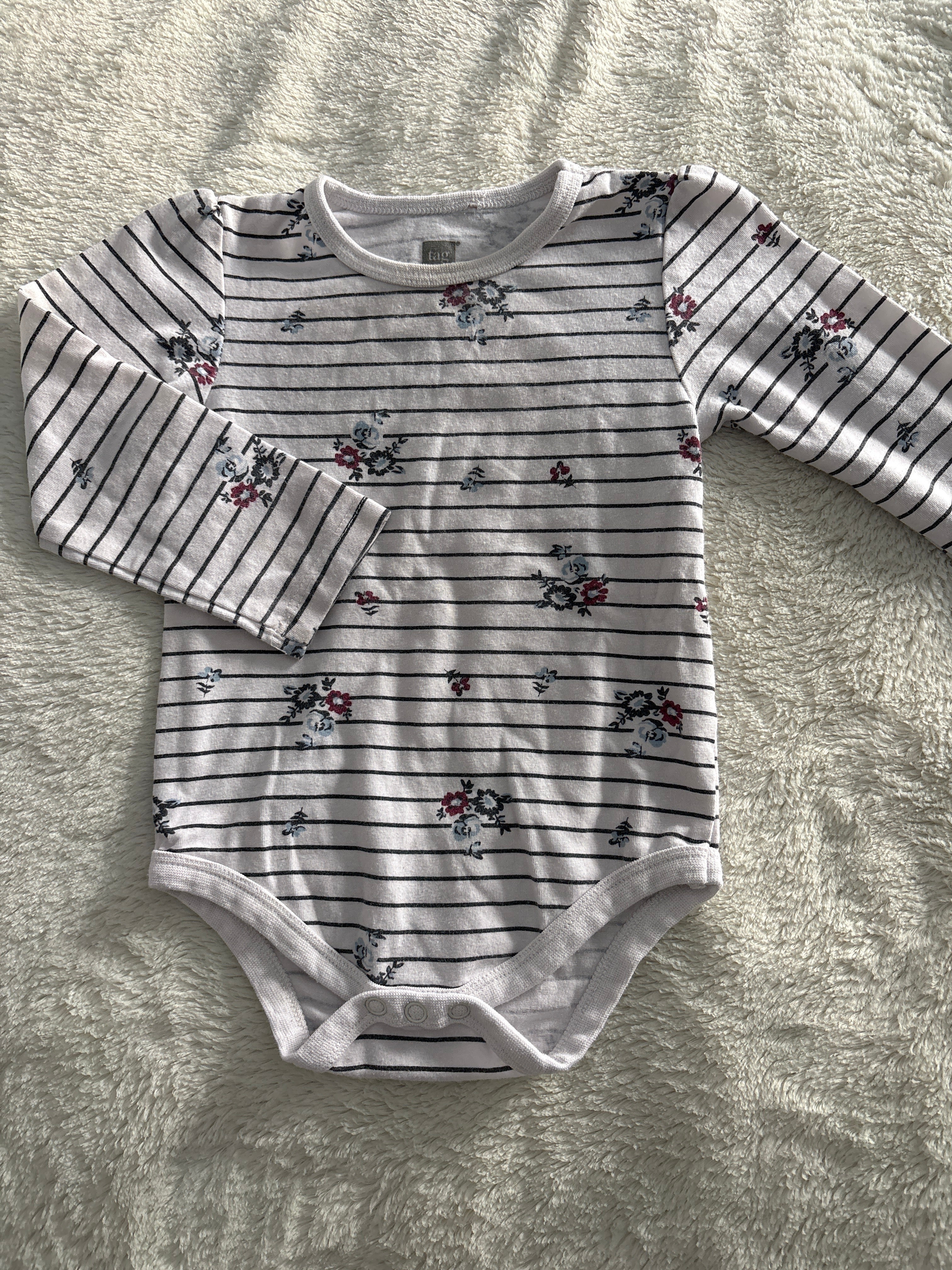 Cache couche tag 18 mois