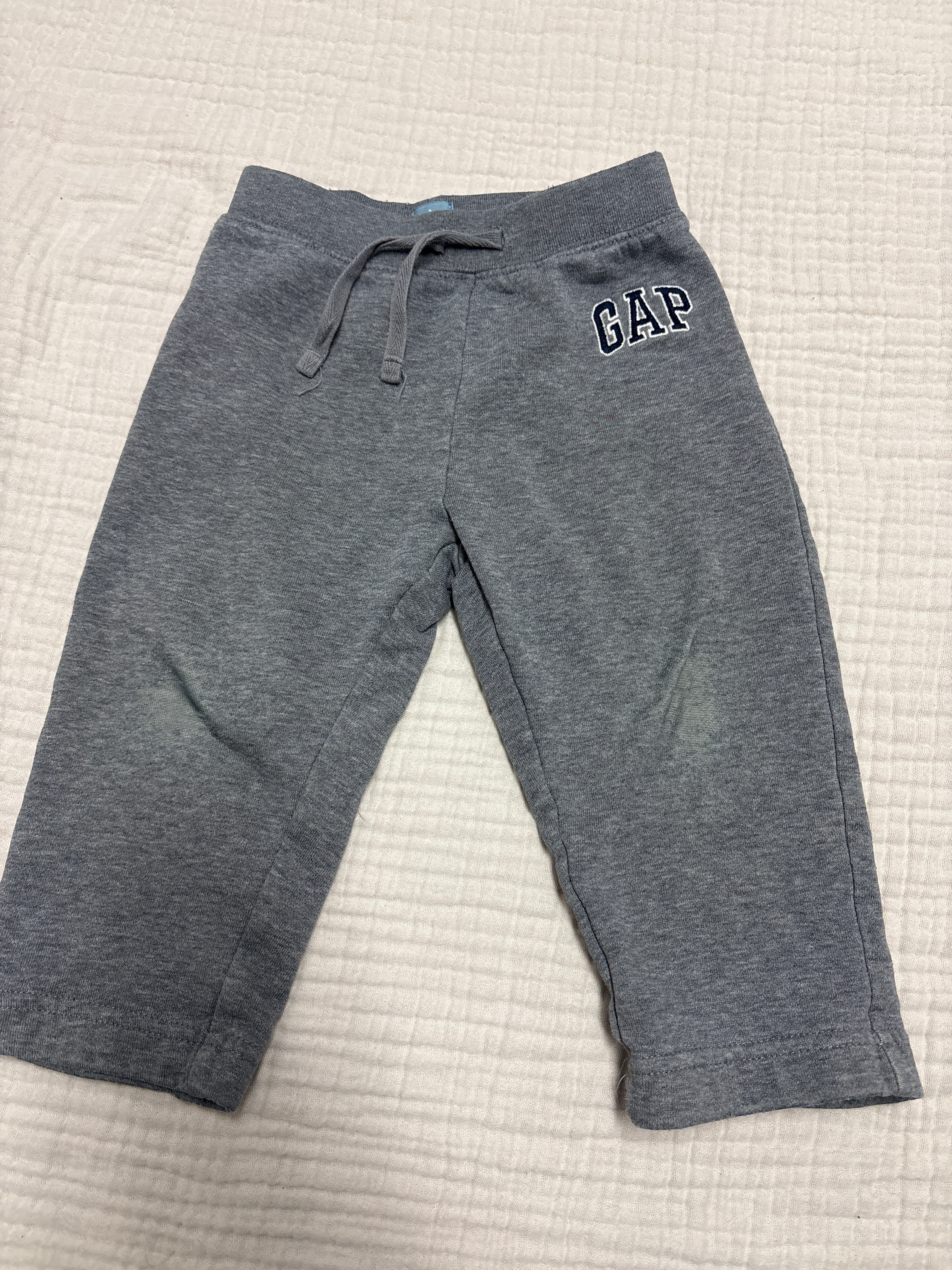 Jogging baby gap 18-24 mois (imparfait)