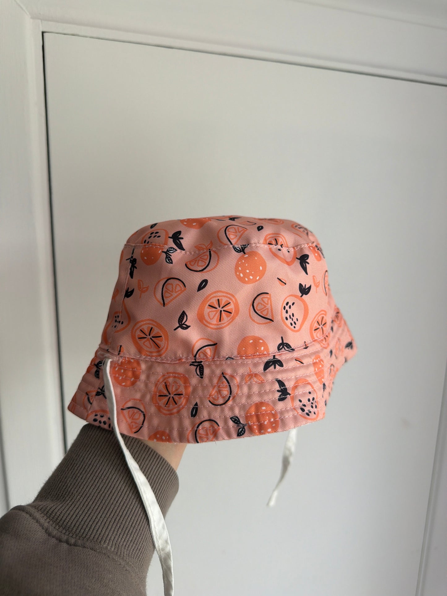 Chapeau réversible tag Small bébé