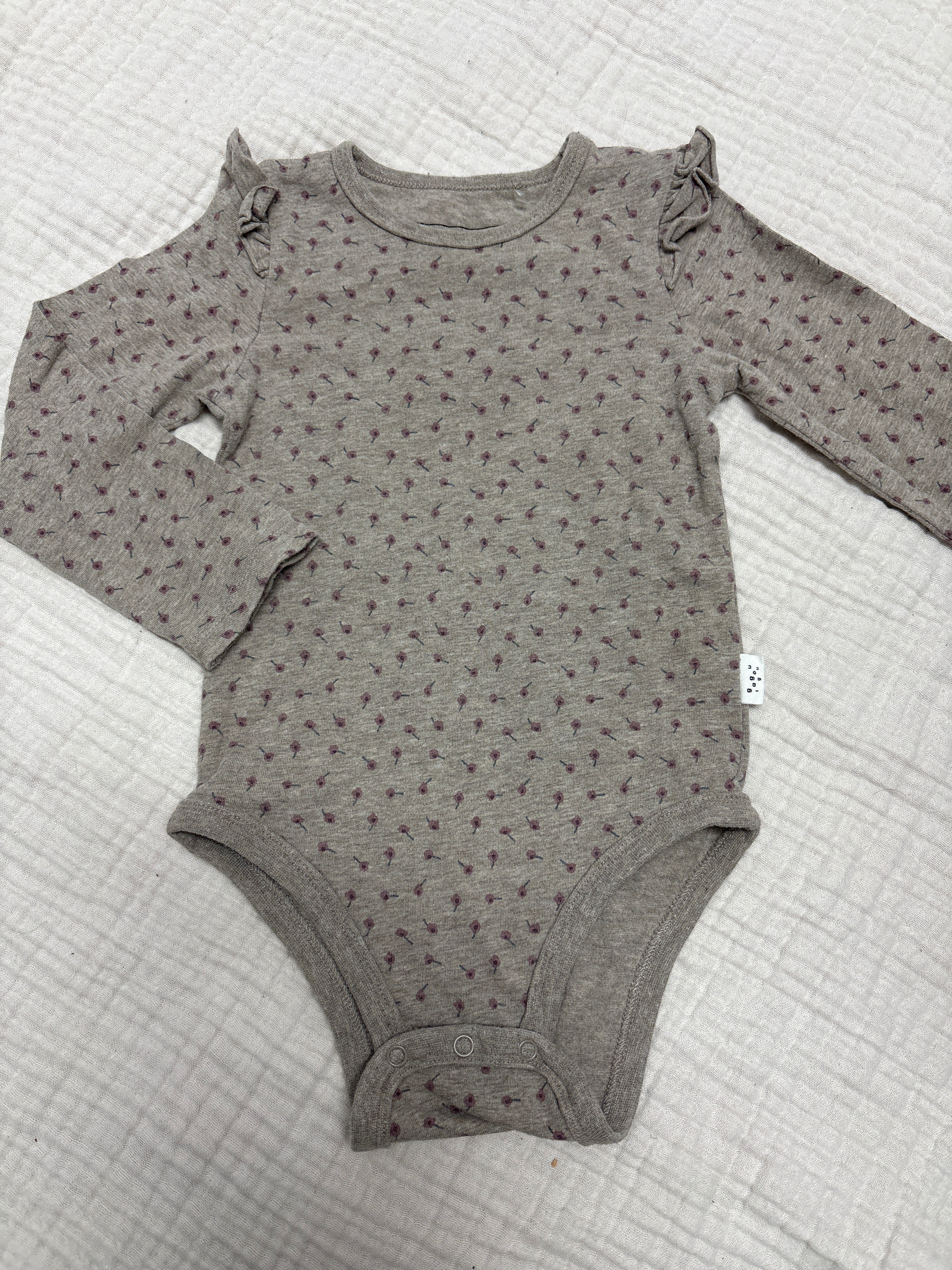 Cache couche gagou tagou 18 mois