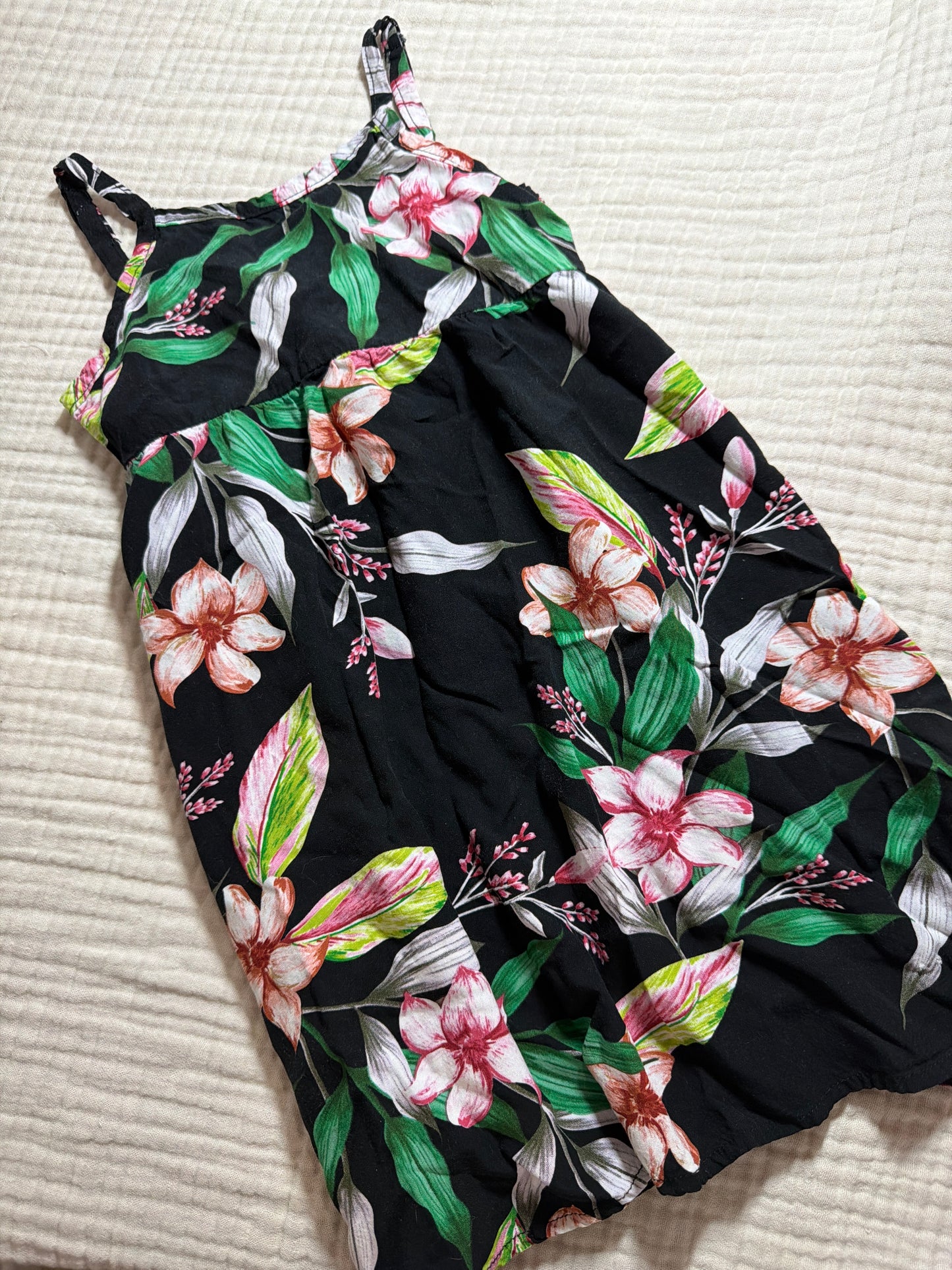 Robe tag 3 ans