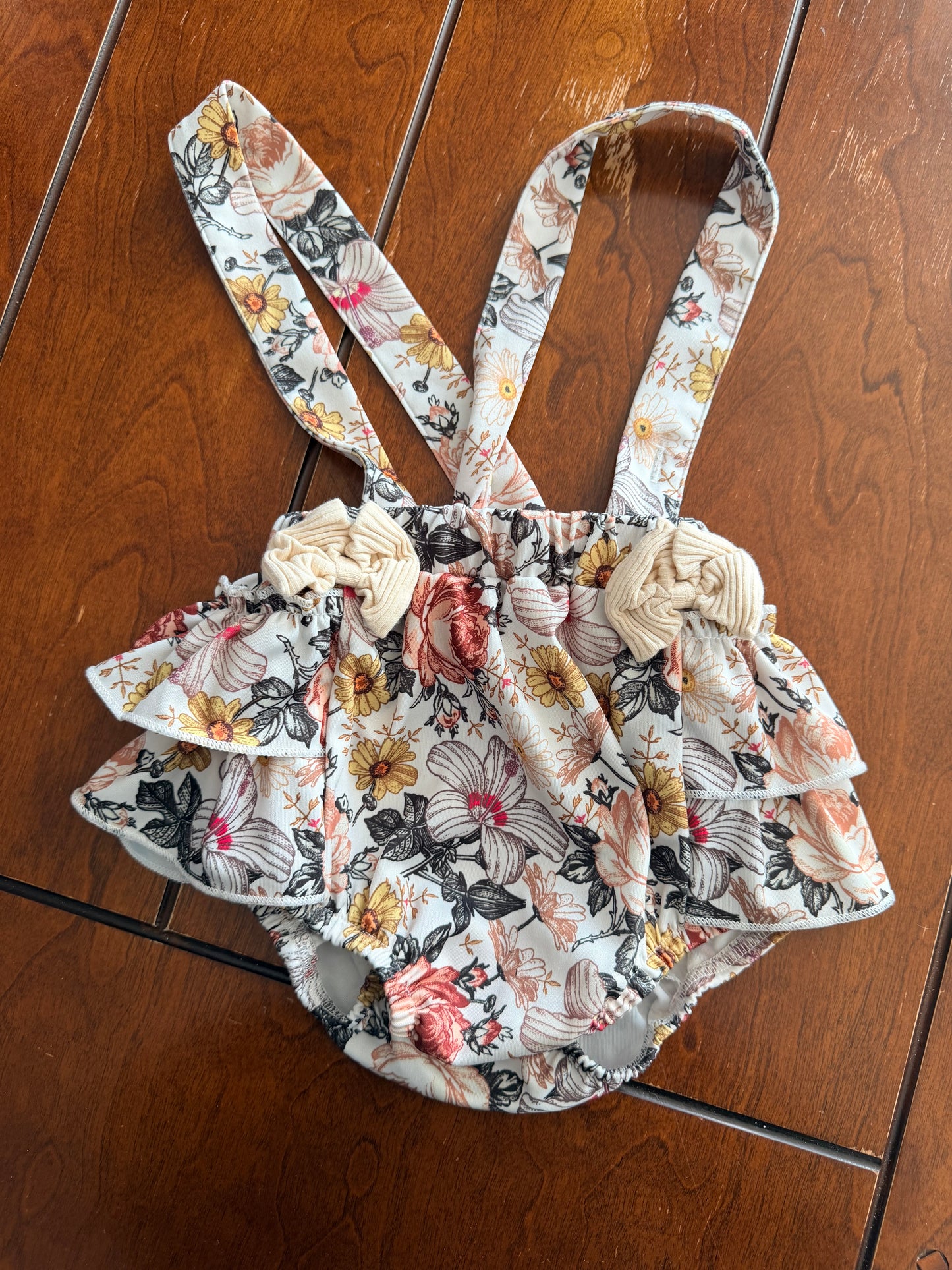 Short salopette shein 12-18 mois
