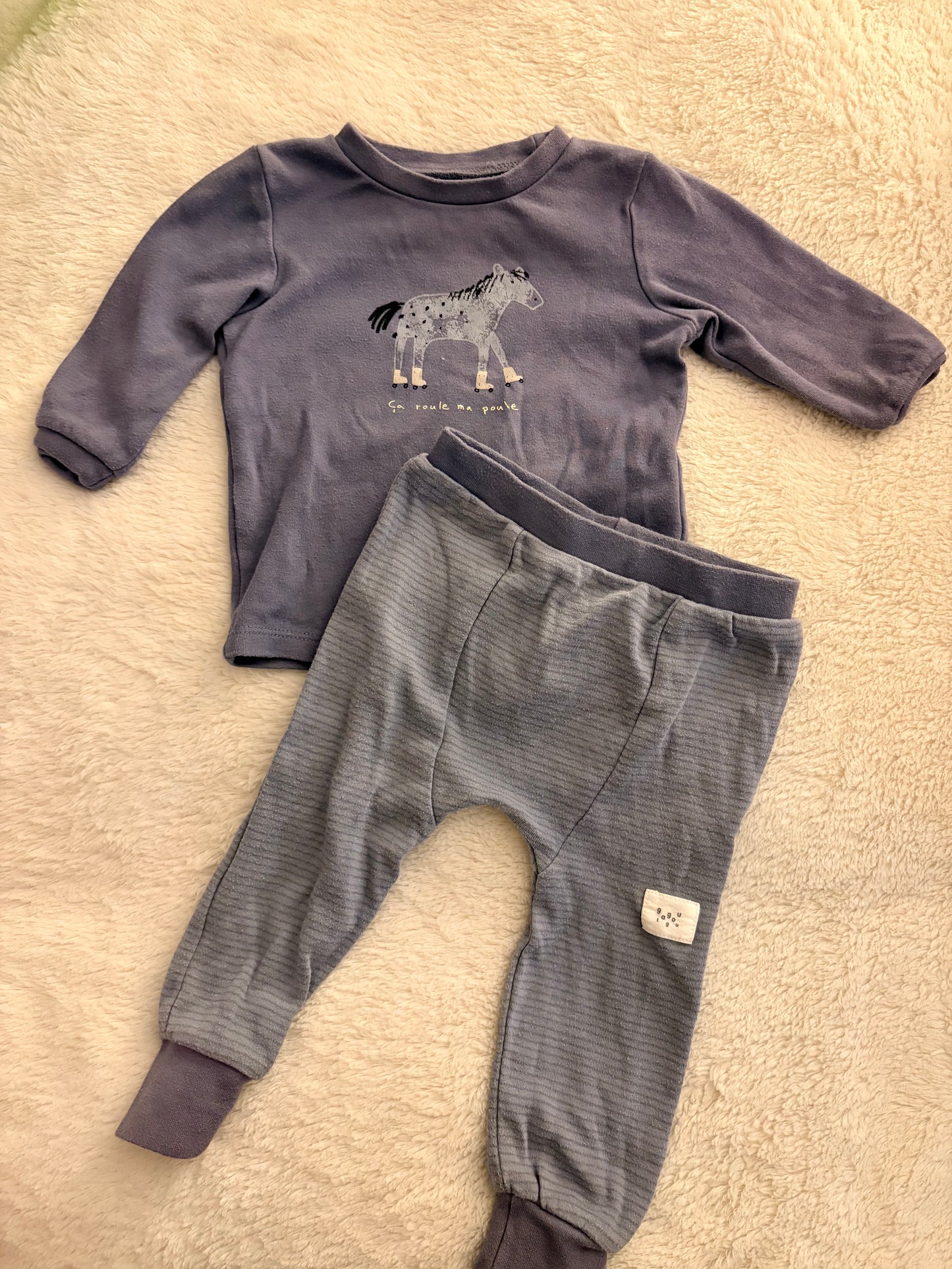 Pyjama deux pièce Gagou tagou 9 mois